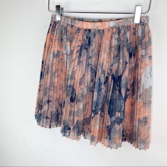 BCBG Pleated Mini Skirt Pastel Knife Pleat Chiffon - Picture 6 of 9